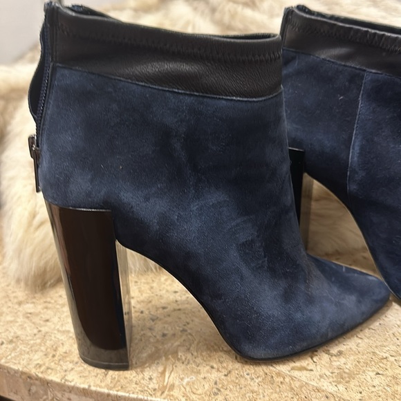 Suede booties - Picture 2 of 5
